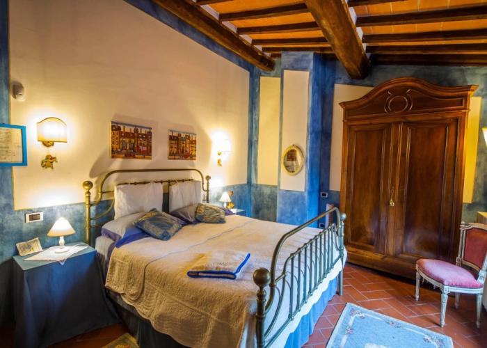 Panoramic Villa in Tuscany Rolling Hill, Well Connected, Everyday new Journey to