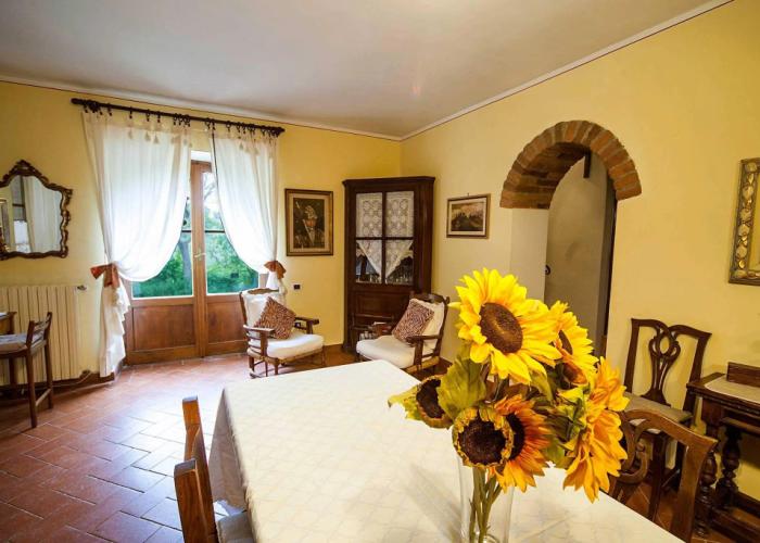 Panoramic Villa in Tuscany Rolling Hill, Well Connected, Everyday new Journey to