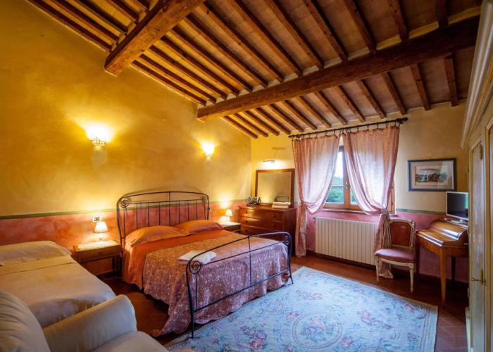 Panoramic Villa in Tuscany Rolling Hill, Well Connected, Everyday new Journey to