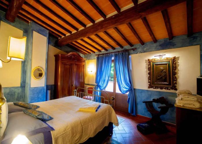 Panoramic Villa in Tuscany Rolling Hill, Well Connected, Everyday new Journey to