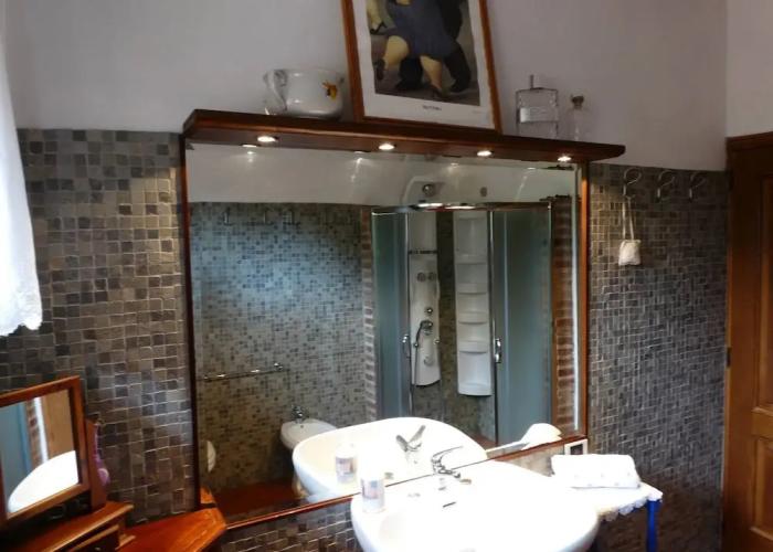Panoramic Villa in Tuscany Rolling Hill, Well Connected, Everyday new Journey to