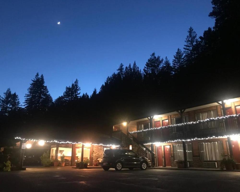 The Occidental Lodge