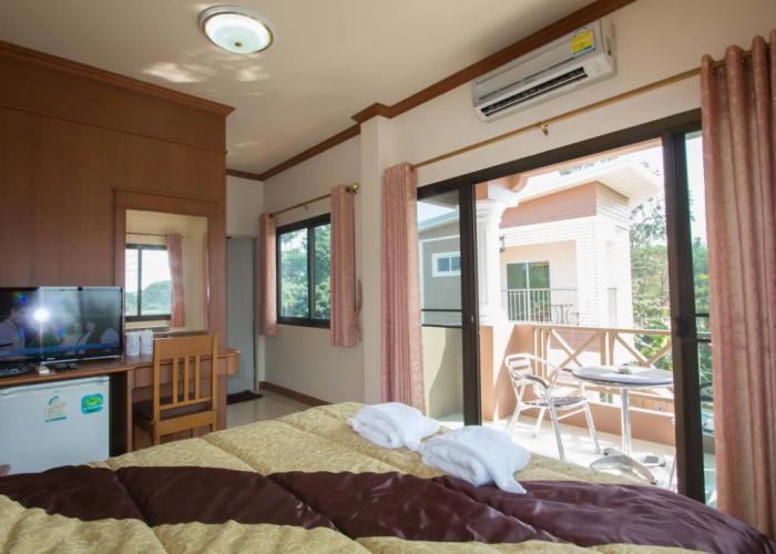 Donchai House