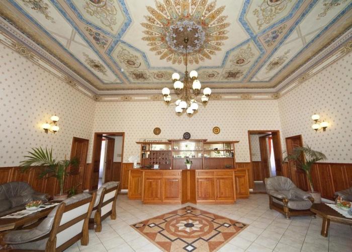 Astoria Hotel