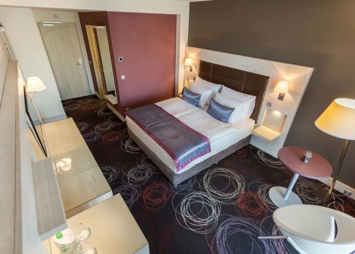 Aura Hotel - Adults Only