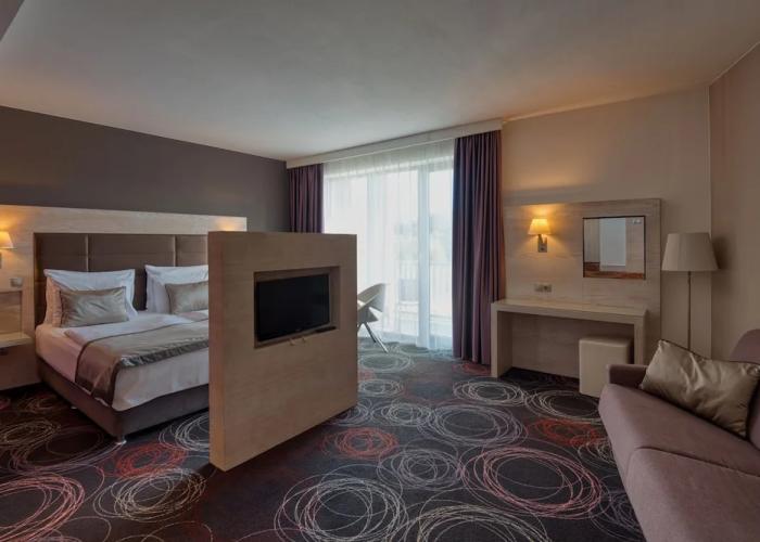 Aura Hotel - Adults Only
