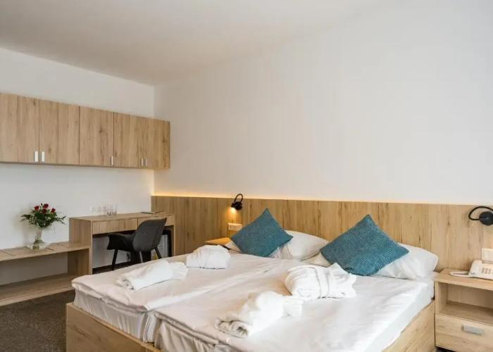 Akadémia Hotel