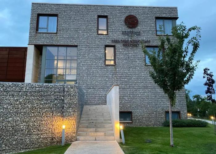 Akadémia Hotel