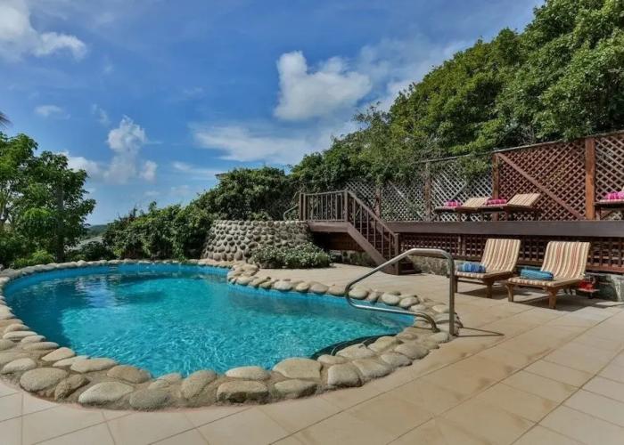 Hilltop 1-bed Villa With Great Views Out To Sea - Villa Cadasse 1 Bedroom Villa by RedAwning