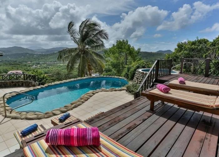 Hilltop 1-bed Villa With Great Views Out To Sea - Villa Cadasse 1 Bedroom Villa by RedAwning