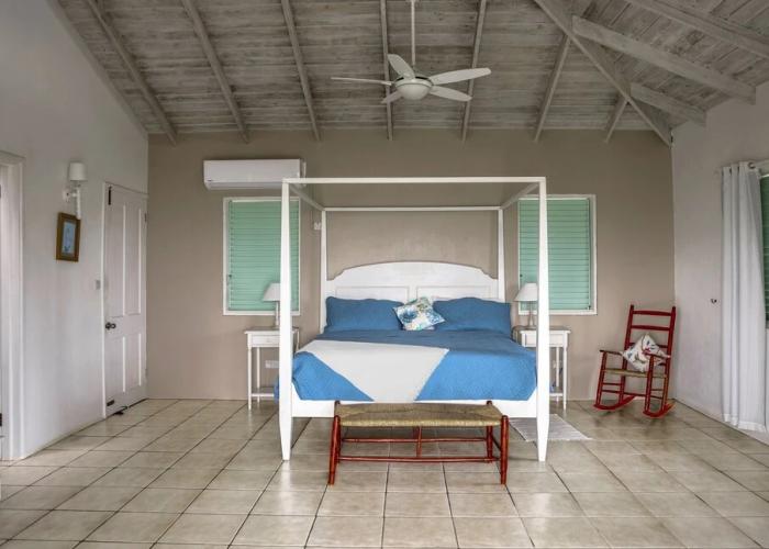 Zephyr Hill - 4 bedroom Villa with awe inspiring views 4 Villa by RedAwning