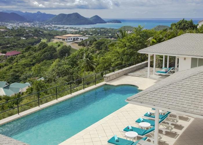 Zephyr Hill - 4 bedroom Villa with awe inspiring views 4 Villa by RedAwning