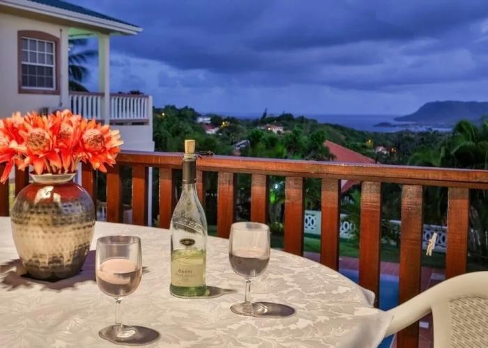 Beautiful 5-bed Villa With Views And Pool - Decaj 5 Bedroom Villa by RedAwning