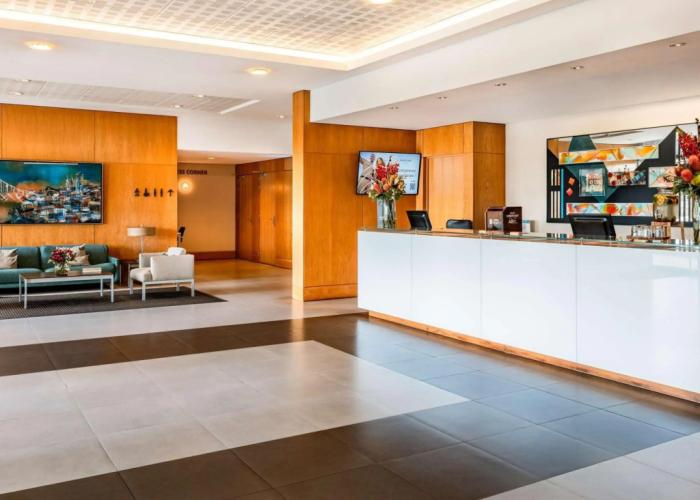 Mercure Lisboa Almada