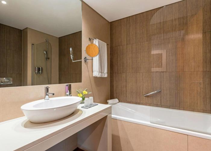 Mercure Lisboa Almada