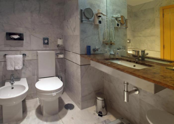 Crowne Plaza Caparica Lisbon by IHG