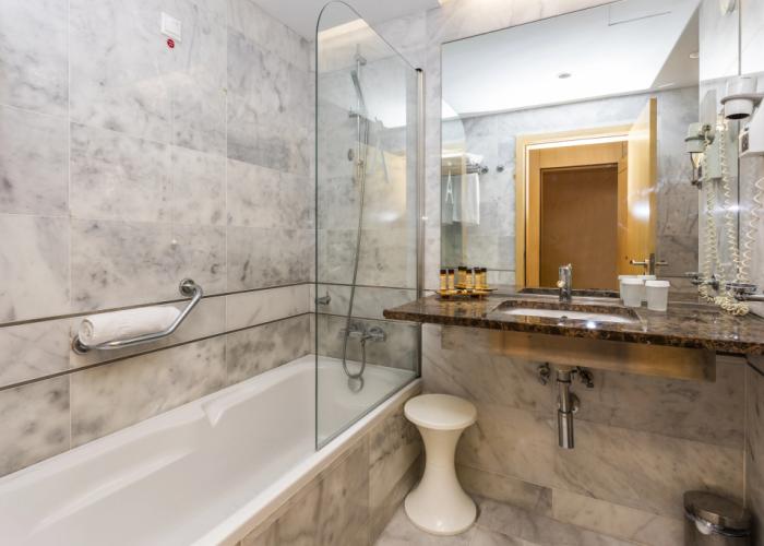 Crowne Plaza Caparica Lisbon by IHG