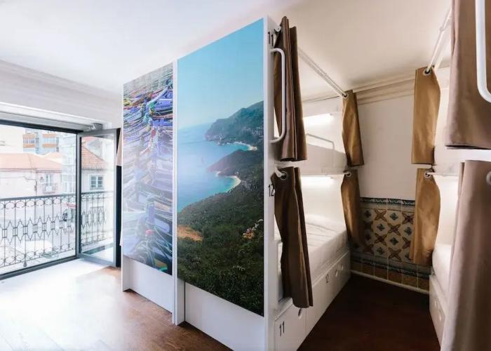 Lisbon South Hostel