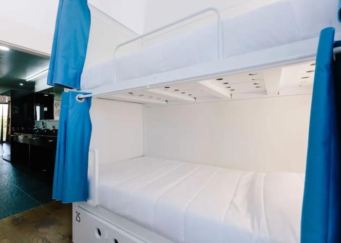 Lisbon South Hostel