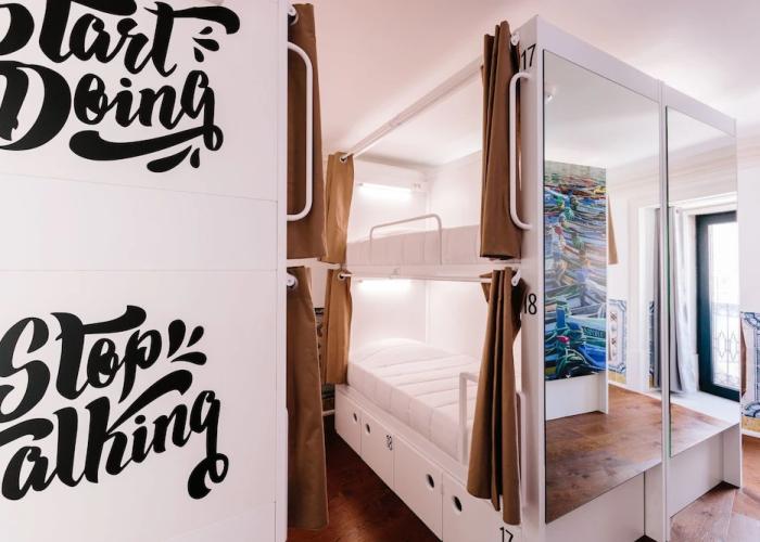Lisbon South Hostel