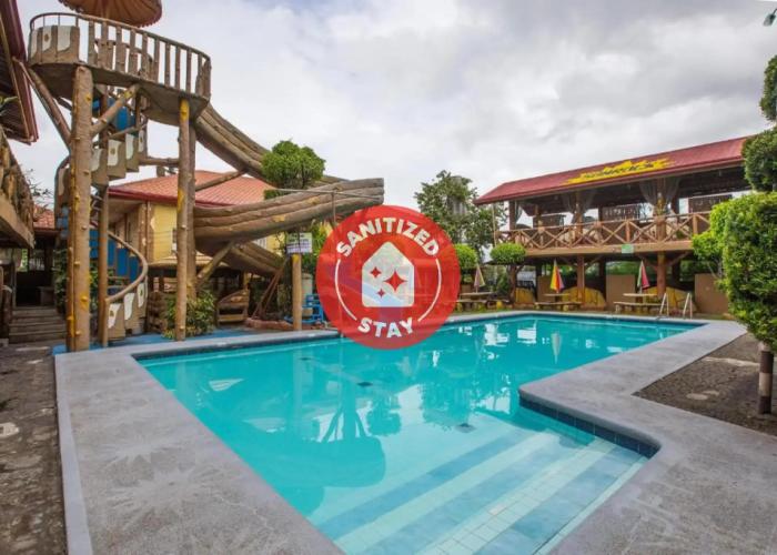 OYO 588 Sunrock Resort