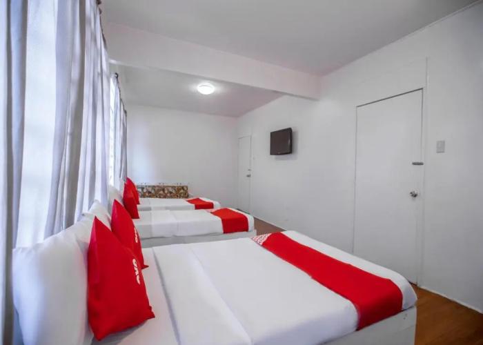 OYO 588 Sunrock Resort