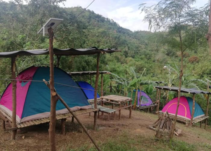 Camping Paradise and Singalong Mountain Garden