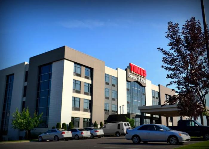 Grand Times Hotel Quebec City Airport