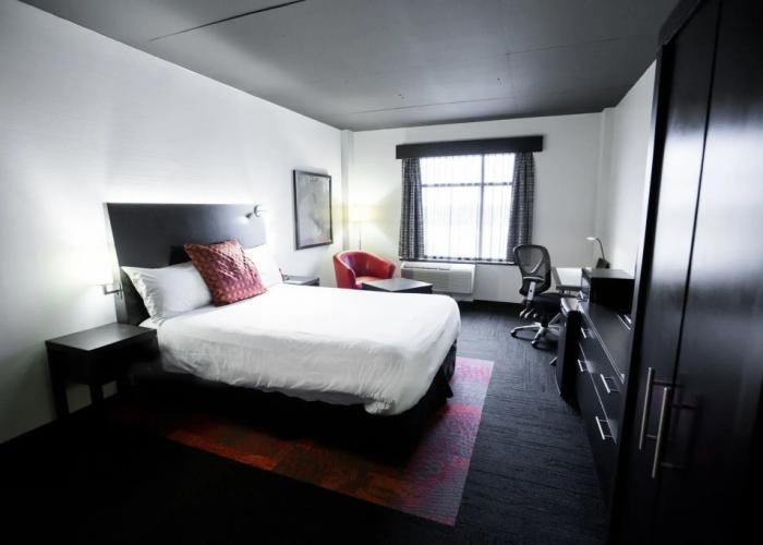 Grand Times Hotel Quebec City Airport