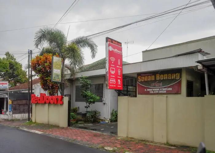 RedDoorz Syariah @ Sunan Bonang Magelang