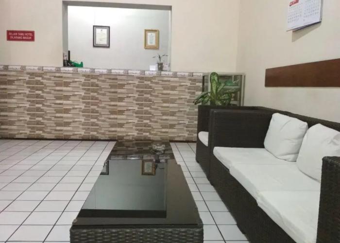 Hotel Sumber Waras