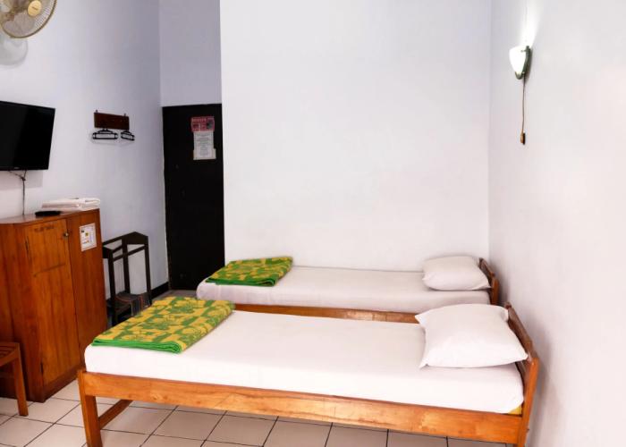 Hotel Wisata by ZUZU