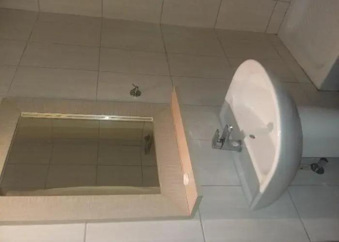 Yakinthos Hotel