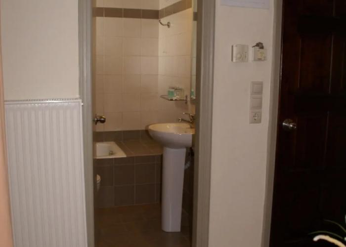 Yria Hotel