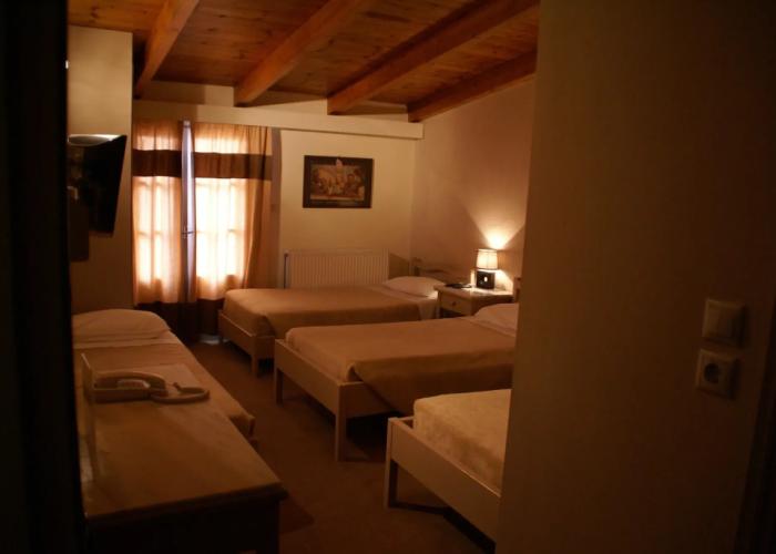 Yria Hotel