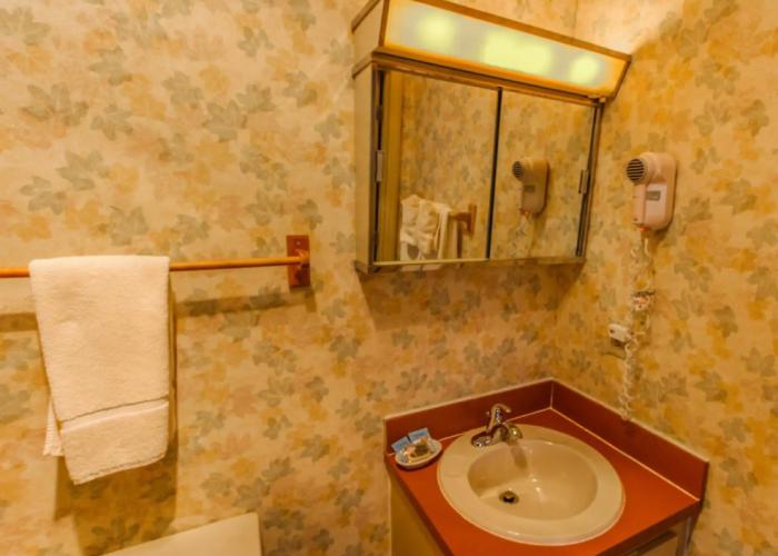 Smoketree Lodge by VRI Resort