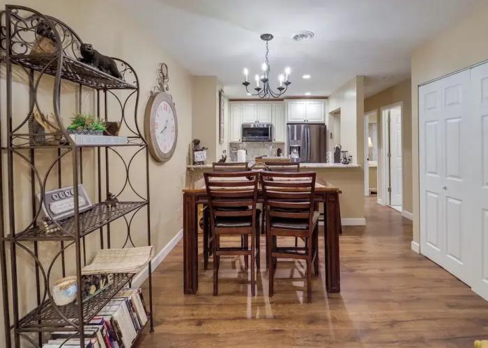 Lookout Deck + Mtn Views: Banner Elk Condo!