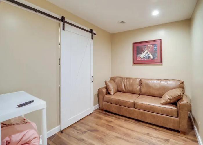 Lookout Deck + Mtn Views: Banner Elk Condo!