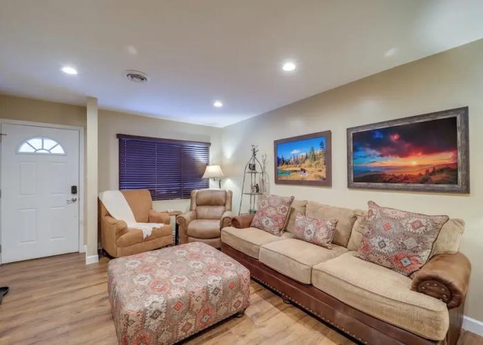 Lookout Deck + Mtn Views: Banner Elk Condo!