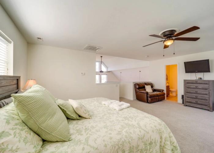 Mtn-view Ski Retreat w/ Grill in Seven Devils!