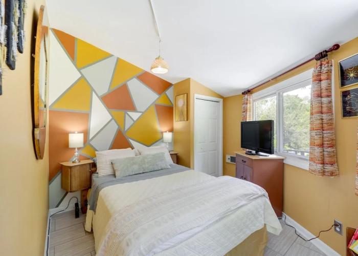 Quaint Vacation Rental w/ Porch in Banner Elk!