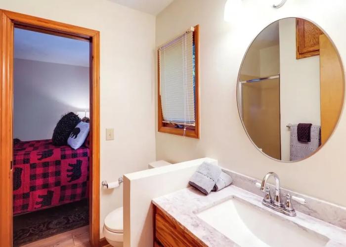 Dog-friendly Blowing Rock Chalet w/ Stunning Views