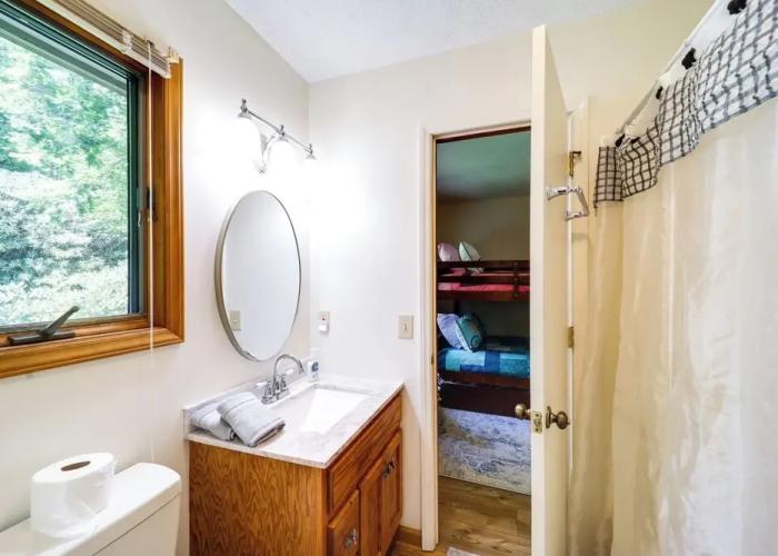 Dog-friendly Blowing Rock Chalet w/ Stunning Views