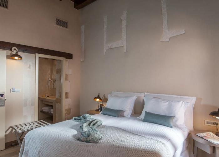 Serenissima Boutique Hotel
