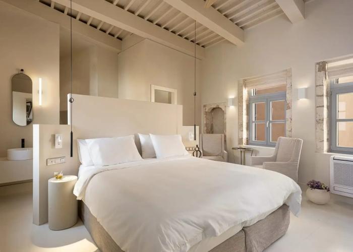 Azade Chania