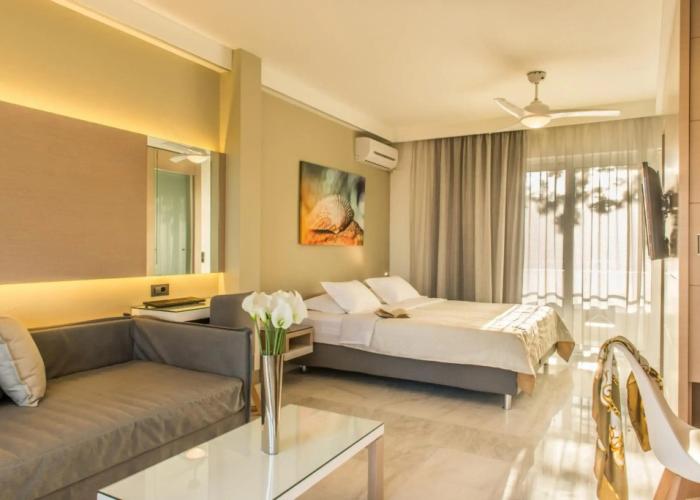 Forum Suites
