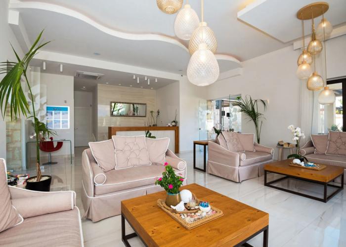 Airis Boutique & Suites