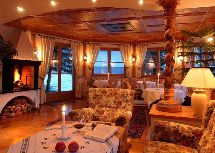 Mareo Dolomites Hotel