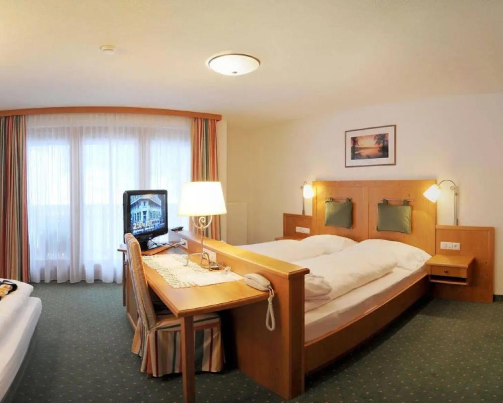 фото Hotel Mirabel