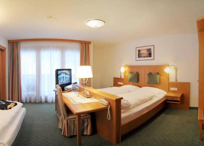 Hotel Mirabel